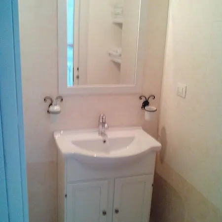 Dimora Dell'arco Apartment Matino